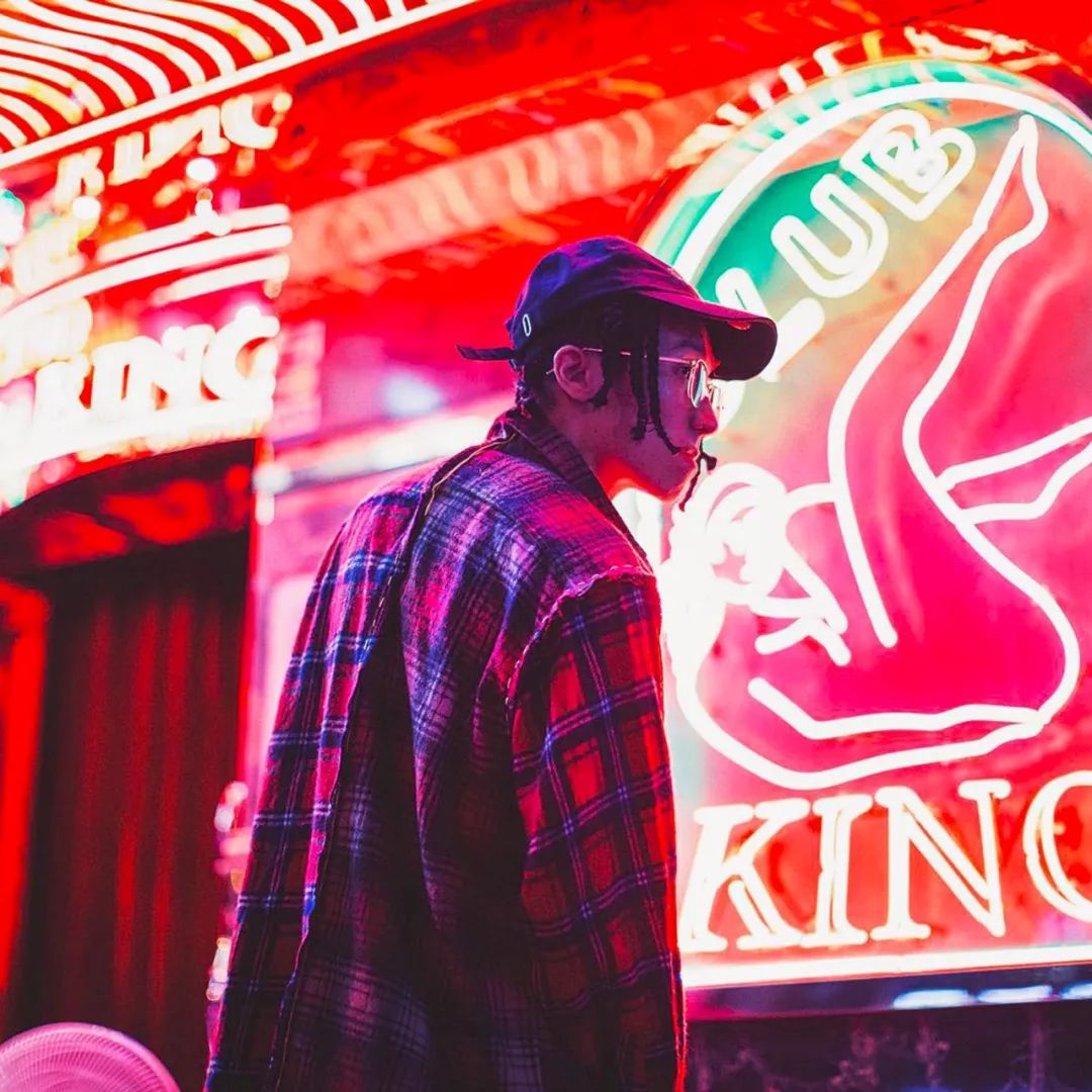 万妮达赛前秀直播,万妮达厦门满舒克