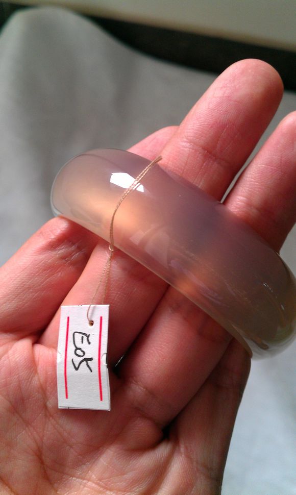 天气太干燥怎么办,玉缺水后会是什么样