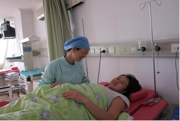 准妈妈刚从产房出来的反应,临产前有想大便的感觉吗