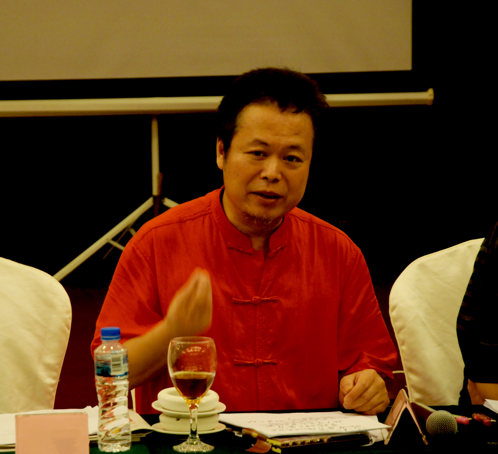 广州日报主任文远竹：《向阳湖的历史天空》将成咸宁名片