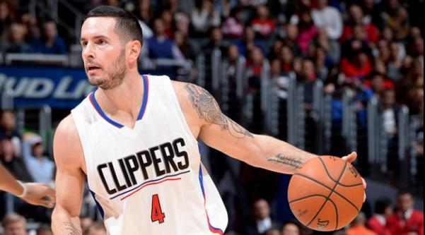 NBA球员的比赛服不归自己所有，送球迷还要自掏腰包？