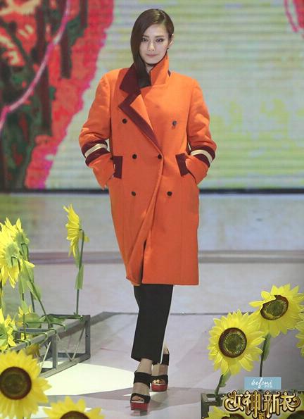 《欢乐颂》中频出境的伊芙丽,2个月线上销售200万凭借什么?