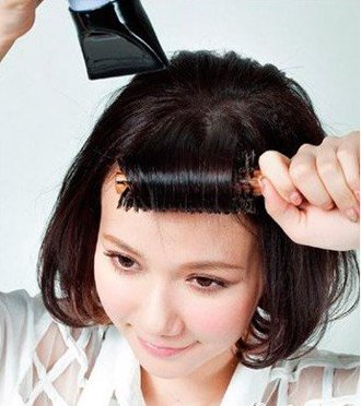 2020流行中短卷发烫发教程,短卷发最简单的扎法