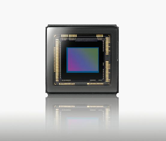 魅蓝E3盲约开启如果价格超过两千你会买单吗