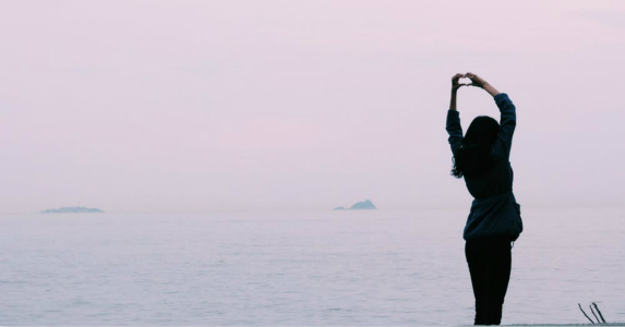 危急时刻男神总出现救我，直到跟他出车祸我才知他隐瞒秘密