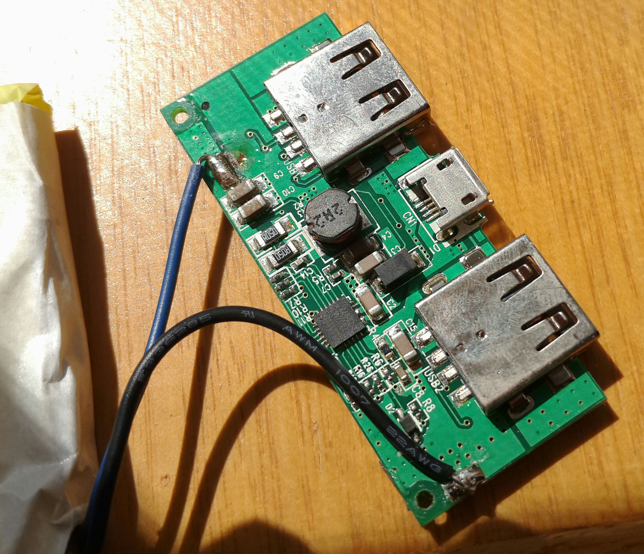 与乐磁吸充电宝拆解,拆解充电宝100000毫安