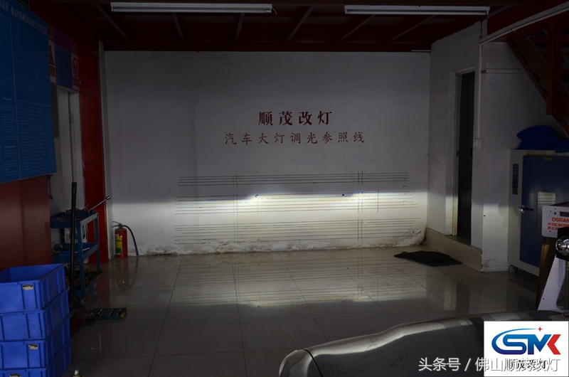 雷克萨斯es低配换led灯,汽车led灯太亮总是被误以为远光灯