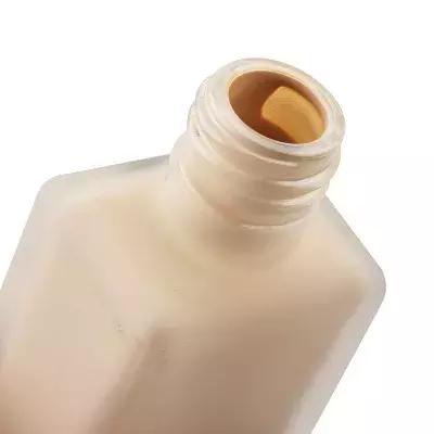 痘印遮瑕油皮粉底液排行榜10强,圣罗兰油皮气垫遮瑕粉底液怎么样