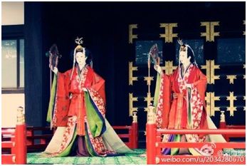 日本天皇传位仪式，女性阁僚却不能出席？