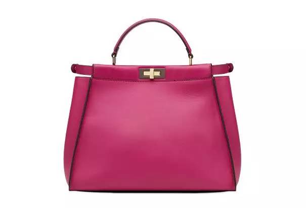 重庆有哪些大牌包专柜 (成都名牌包专柜和官网价格一样么)