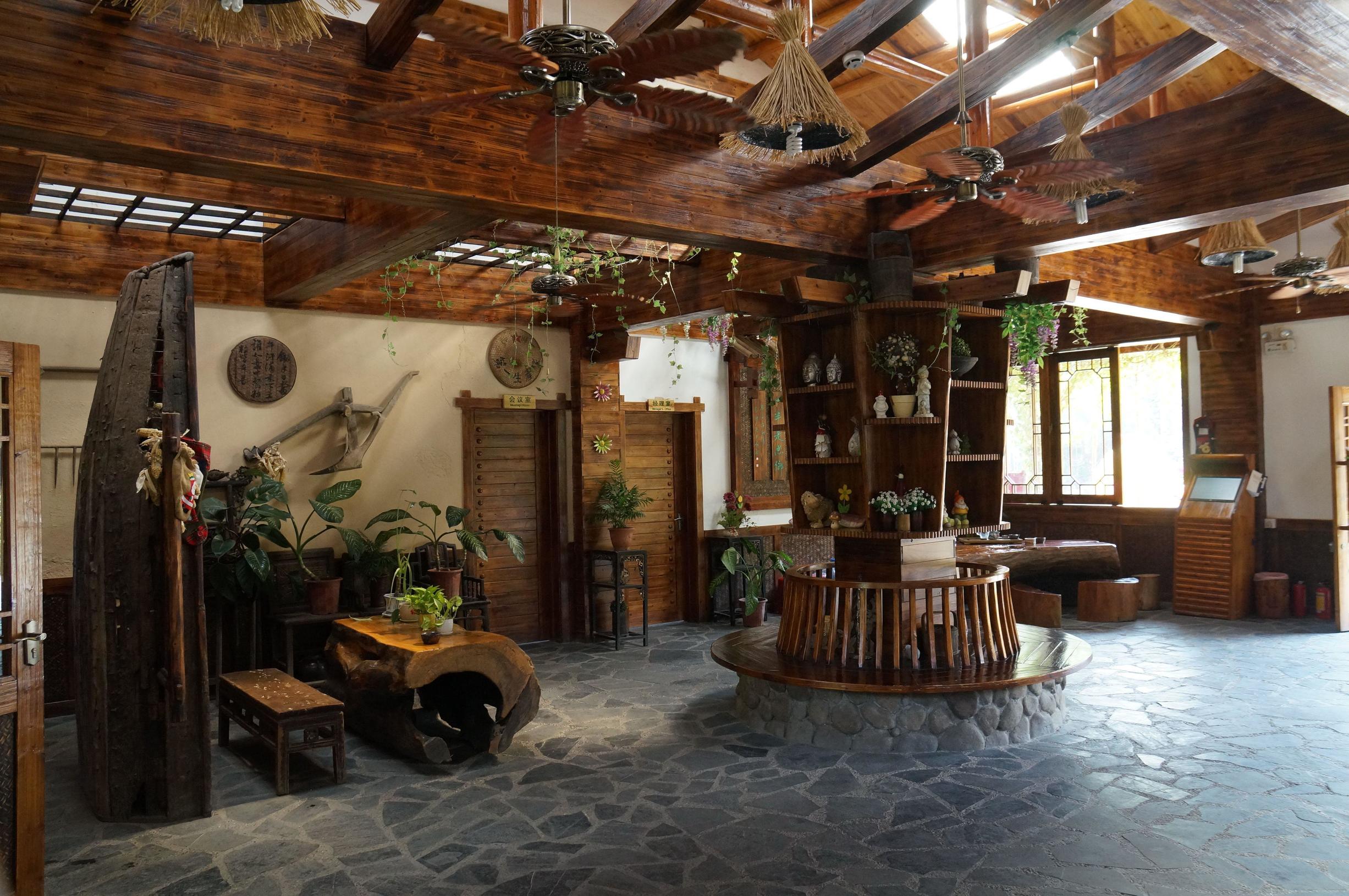 夏天清远漂流视频,清远漂流夏日好去处