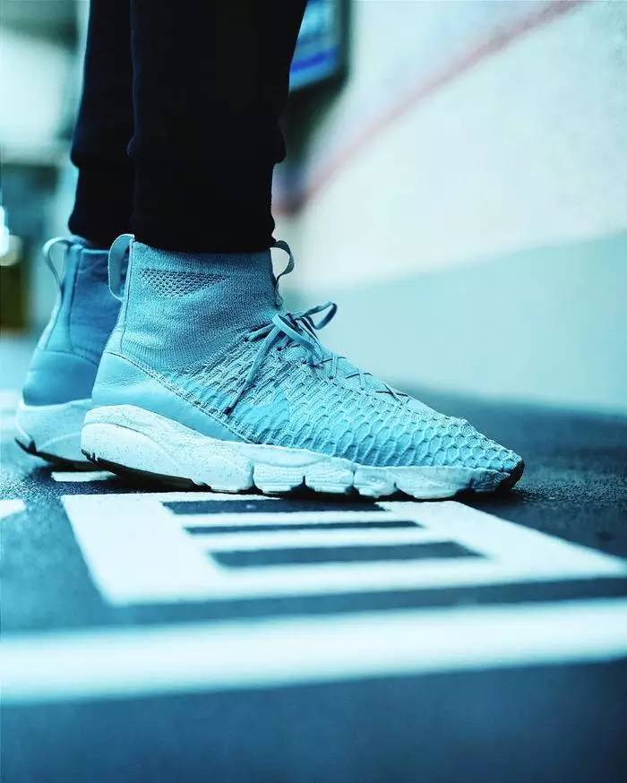 赵云单挑吕布出什么装备,吕布和赵云对抗路