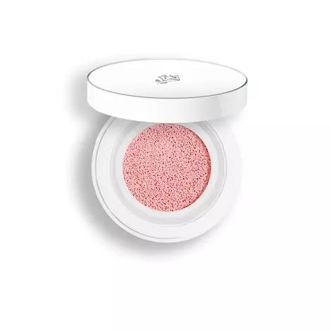 有几种品牌气垫,好几种色的气垫