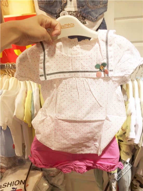 汉正街童装直播间秒杀,汉正街品牌童装直播间