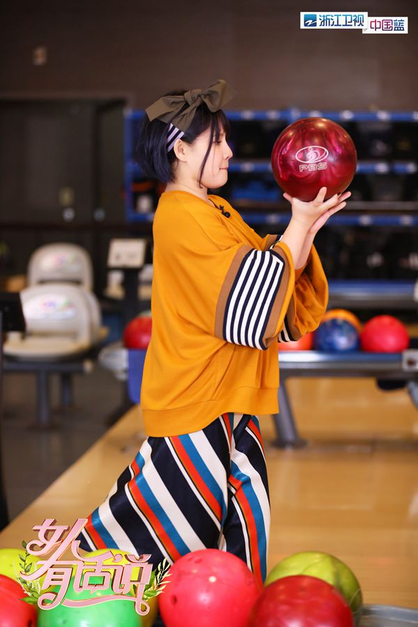 韩雪调侃奚梦瑶购物狂却遭反击,女人有话说奚梦瑶化妆