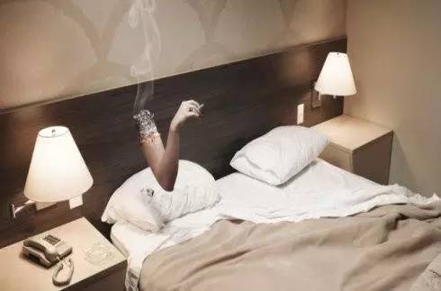 劝告不要吸烟的海报,关于不要吸烟的海报