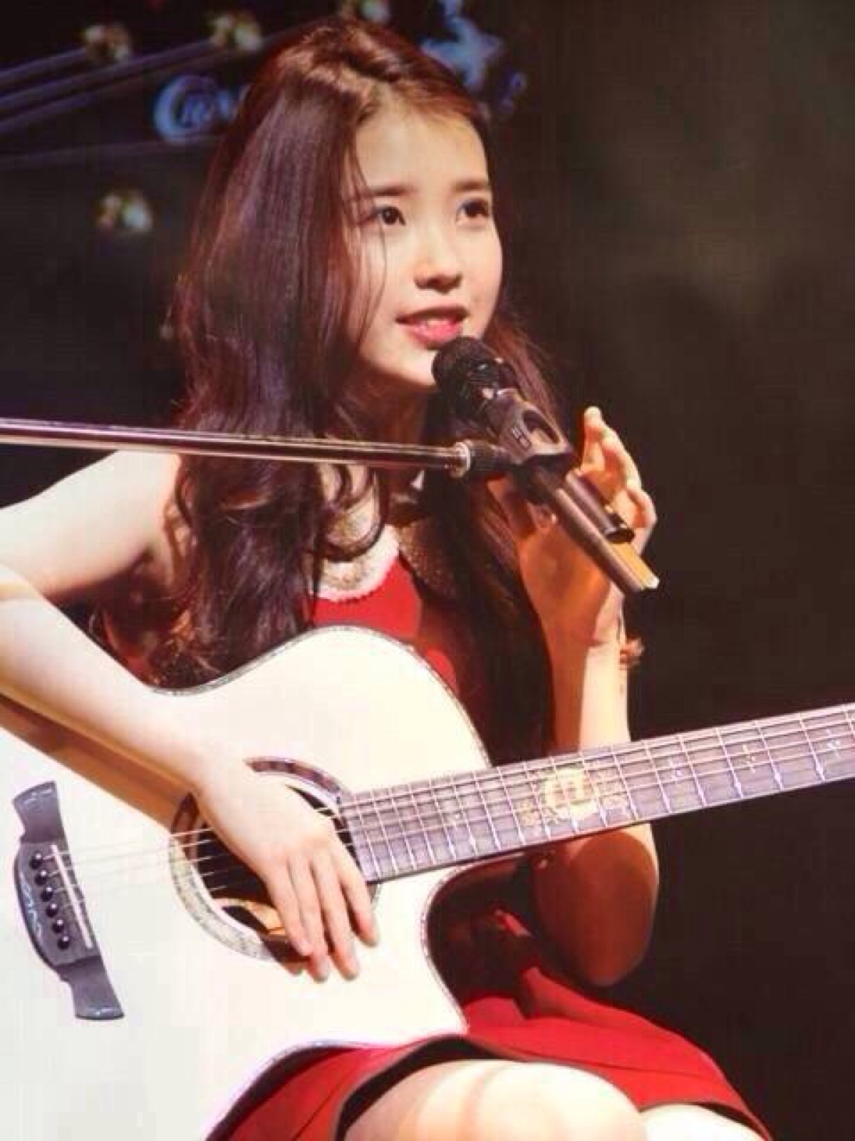 韩国潮*妞小**“IU”皮肤美爆天，迷倒大叔男友，国民妹妹无敌！