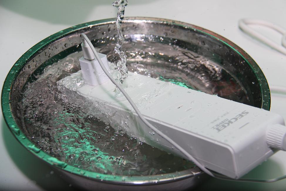 防触电插排,防触电排插