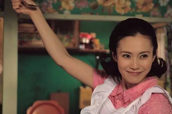 视觉盛宴体验爱丽丝梦游仙境,爱丽丝梦游仙境一个美丽的画面