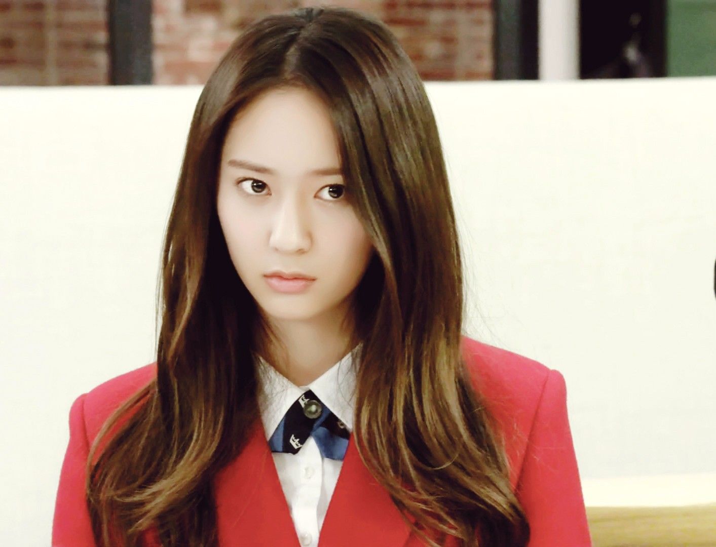 有一个呆萌的女生,大学里的可爱憨憨女孩