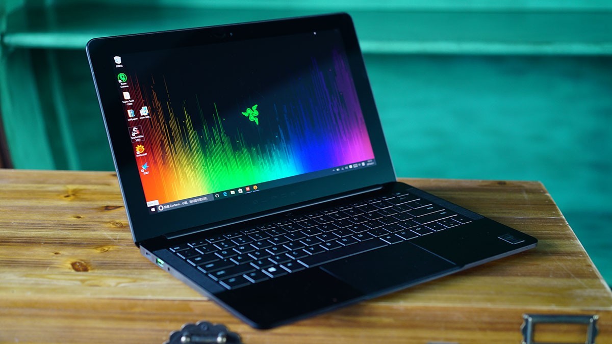 雷蛇灵刃潜行版2017版换电池,雷蛇灵刃13潜行版换固态硬盘