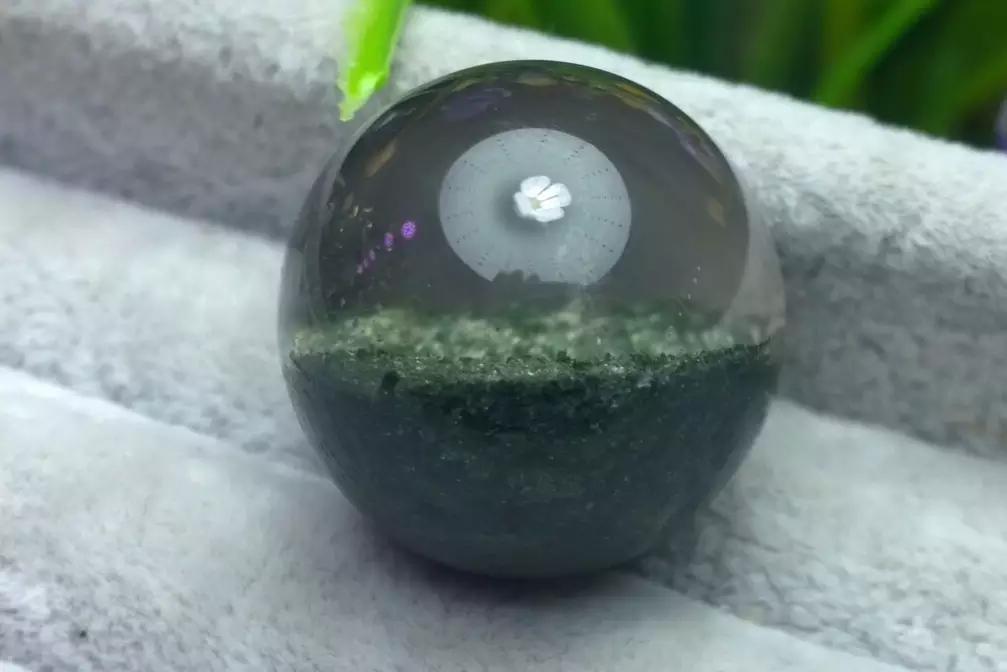 水晶越薄越值钱,天然黄水晶为啥那么多杂质