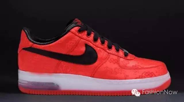 他的女朋友很多，但挚爱一直没变过