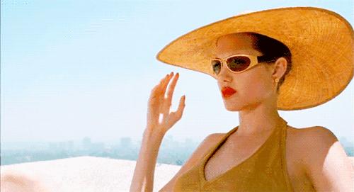 生过孩子的辣妈们都怎么打扮,外国妈妈生完孩子打扮自己