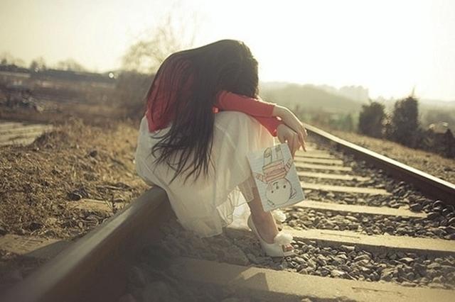 微信朋友圈说说爱情,回忆爱情美好的句子说说心情短语