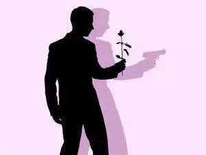 中国人在海外旅游买房被同胞“杀熟”？中国人何苦为难中国人！