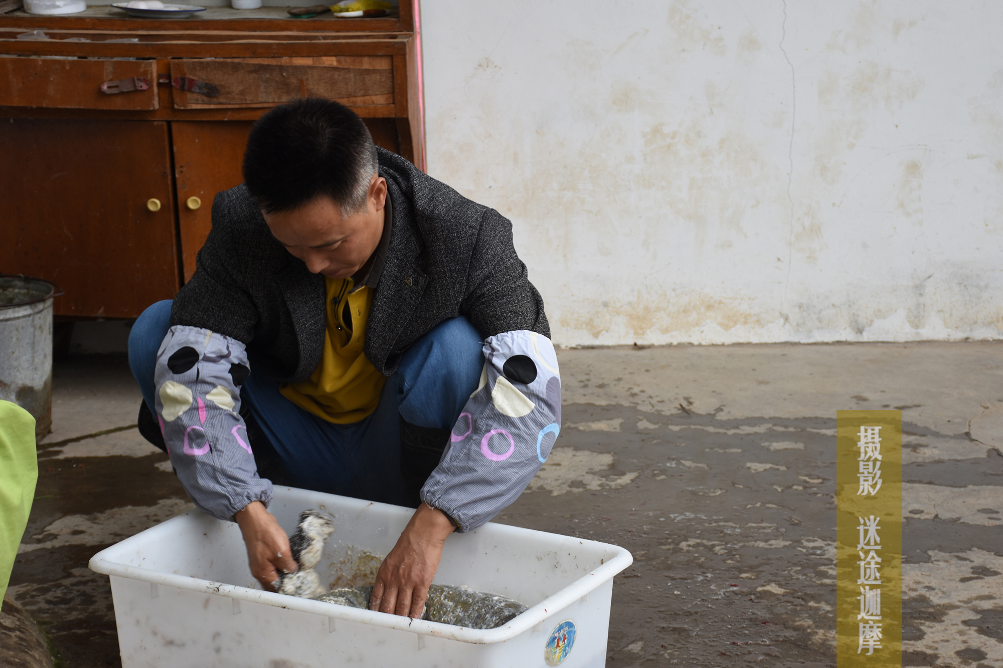 宜昌长阳古洞,宜昌长阳绝壁古洞古城堡