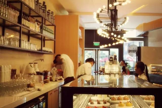 MixcTime丨如何花不到四十软妹币，在一家腔调西餐吃到