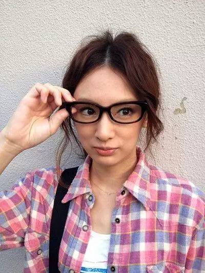 戴美瞳出事的视频,出事故的时候戴美瞳