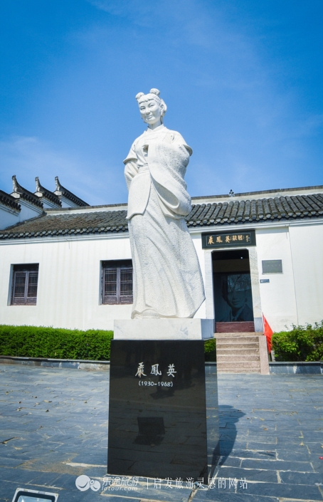 皖风徽韵戏曲,黄梅戏戏装大全