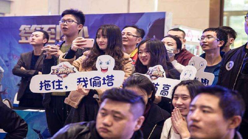 KOC·EBA联赛粉丝之夜：与广厦、辽宁球星亲密接触