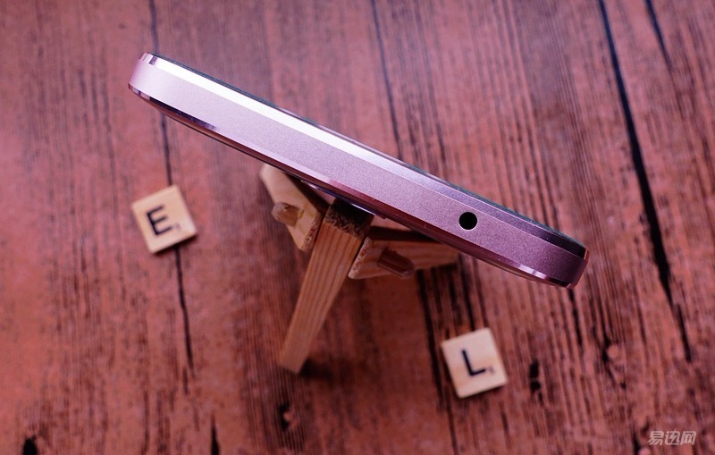 乐2什么时候发布的,乐2值多少钱