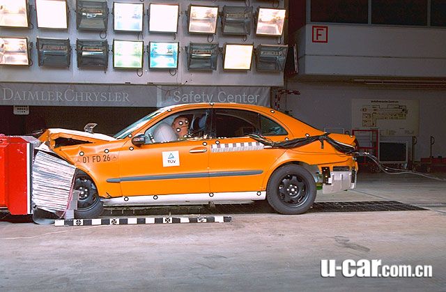 为何奔驰敢说自己安全，奥迪宝马不说？