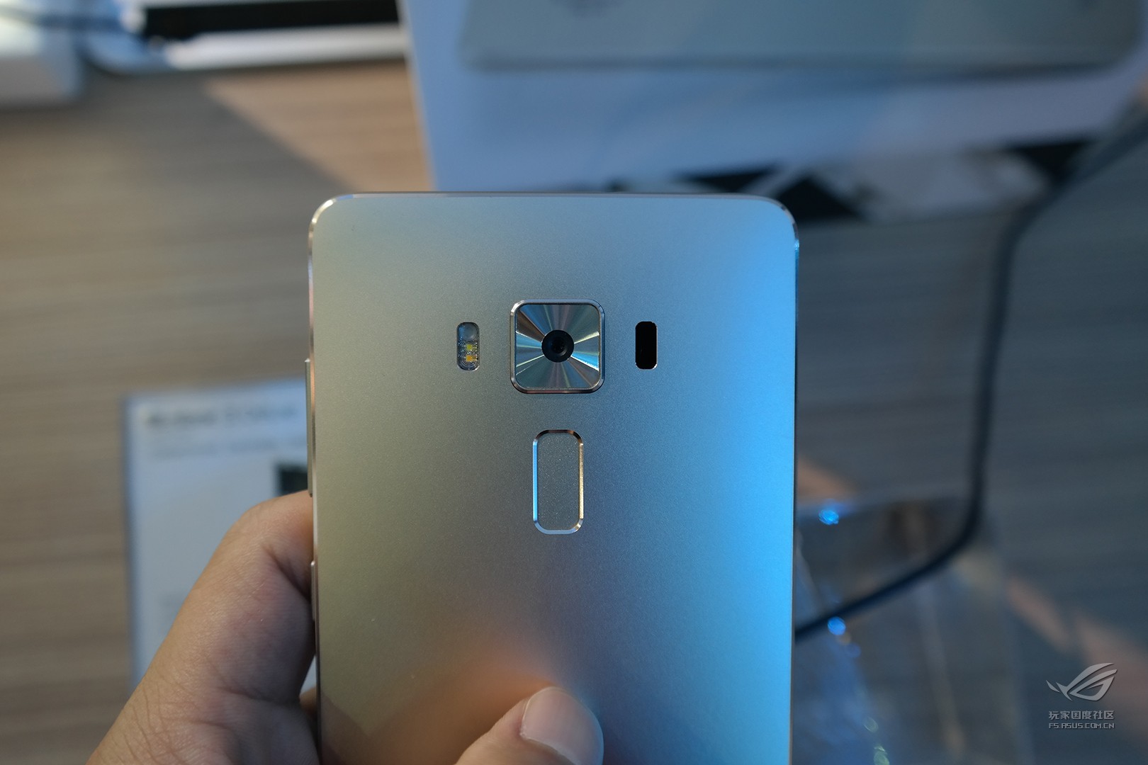 rog败家国度外设,rog败家之眼华硕主机