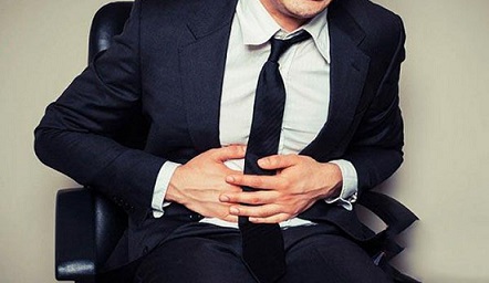 牙齿隐约痛医生怎么检查,牙齿疼马上看医生