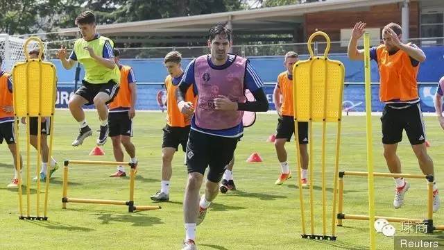 技高一筹扳回一城,波兰最近10场比赛