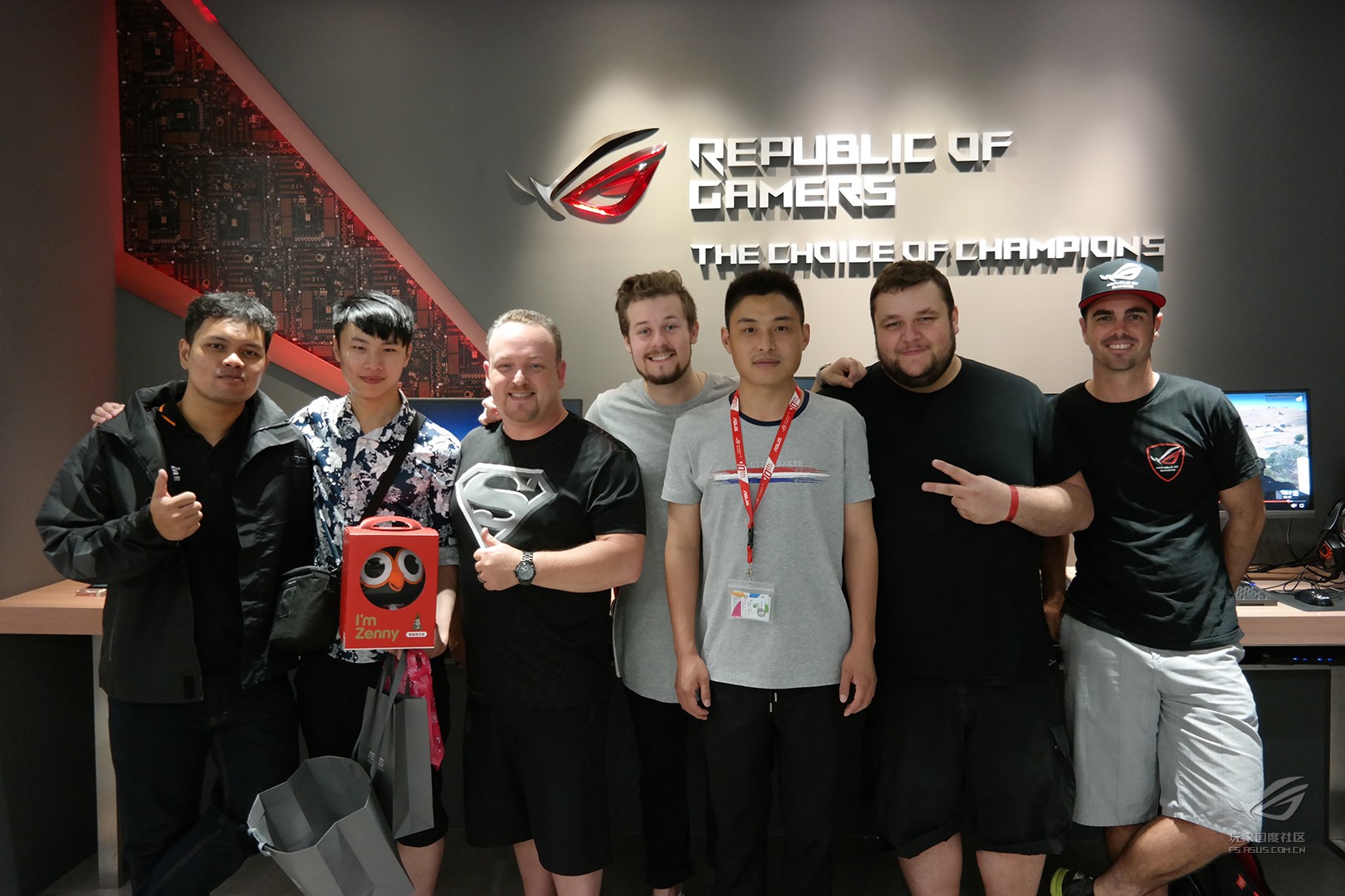 rog败家国度外设,rog败家之眼华硕主机