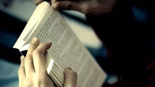 甯汉璇讳功璧氶挶,鏇夸汉璇讳功