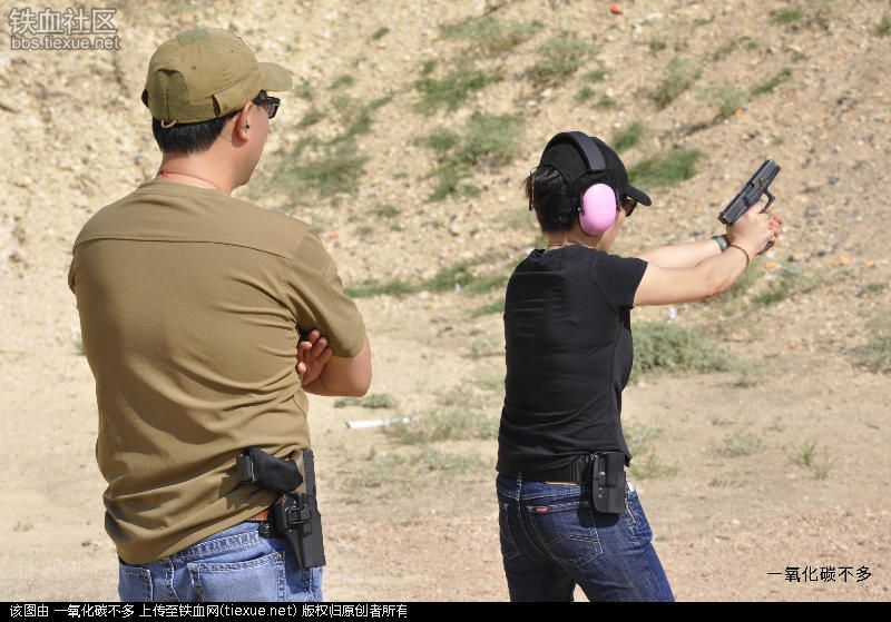 26岁女汉子苦练20年武功越战越勇,女汉子练枪视频