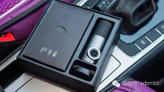 安全,畅玩兼得?极路客T1智能行车记录仪完美体验