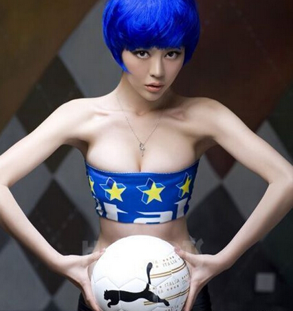 错过这期的足球宝贝兄弟们要等上五百年！