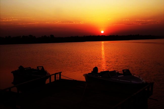 芳菲旅游景点大全,渭南3月份踏青一日游