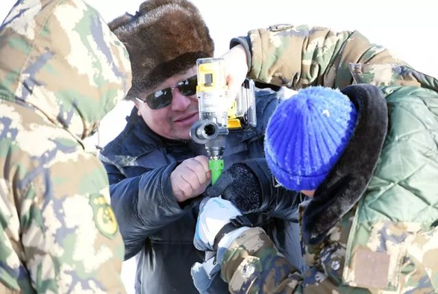 额尔古纳湿地界河穿越 (额尔古纳河穿越)