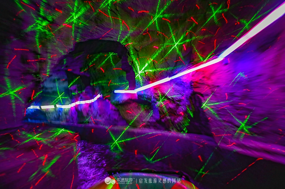 客官，听俺表表山东地下大峡谷的神奇