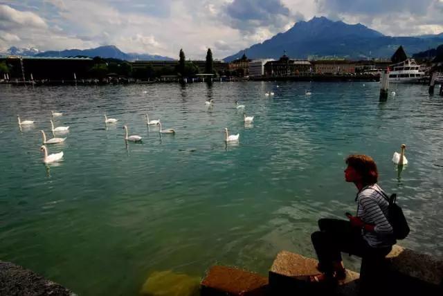 惊艳维多利亚女王和雨果瑞士最值得一去的夏季避暑胜地