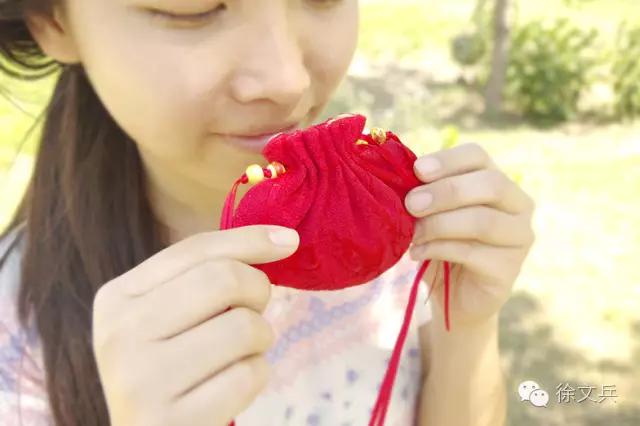 服气疗法视频教学,脐疗太极手法